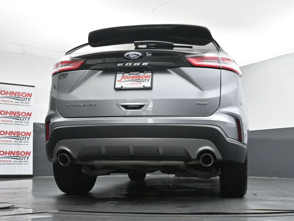 Used 2024 Ford Edge Titanium image 38