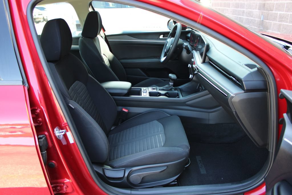 Used 2025 Kia K5 LXS FWD image 41