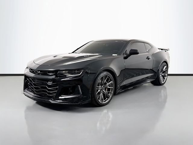 Used 2022 Chevrolet Camaro ZL1 image 3