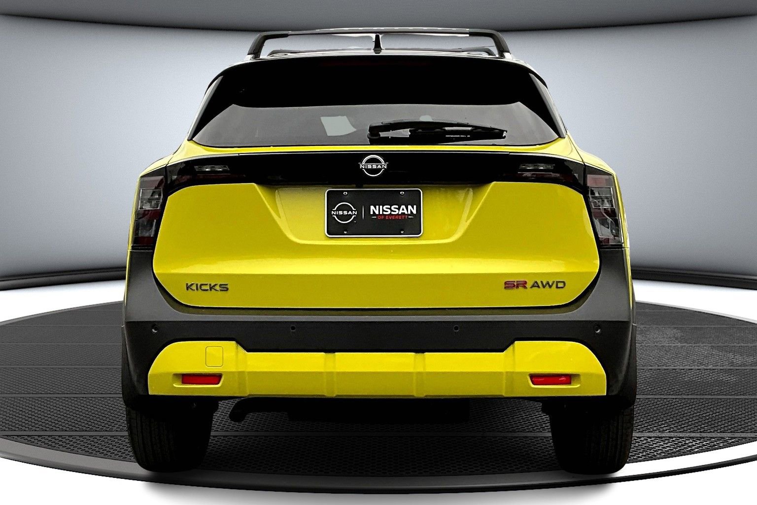 New 2026 Nissan Kicks SR w/ Cold Weather Package image 4