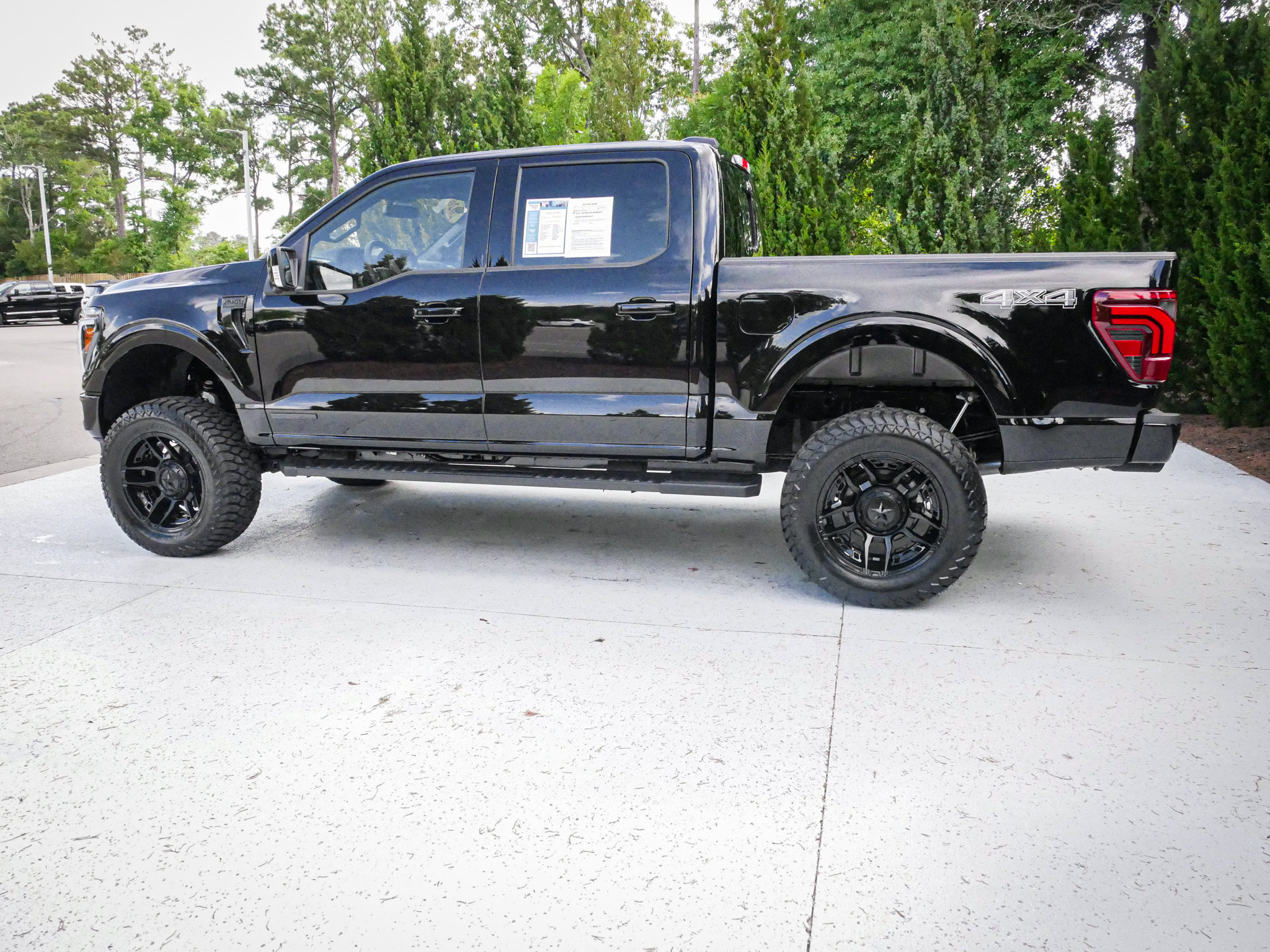 Used 2026 Ford F150 Lariat w/ Equipment Group 502A High AWD/4WD image 7
