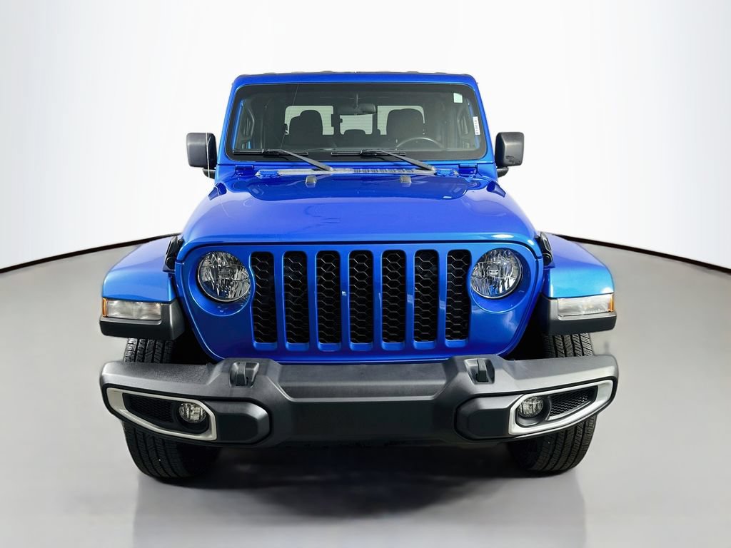 Used 2021 Jeep Gladiator Sport AWD/4WD image 2