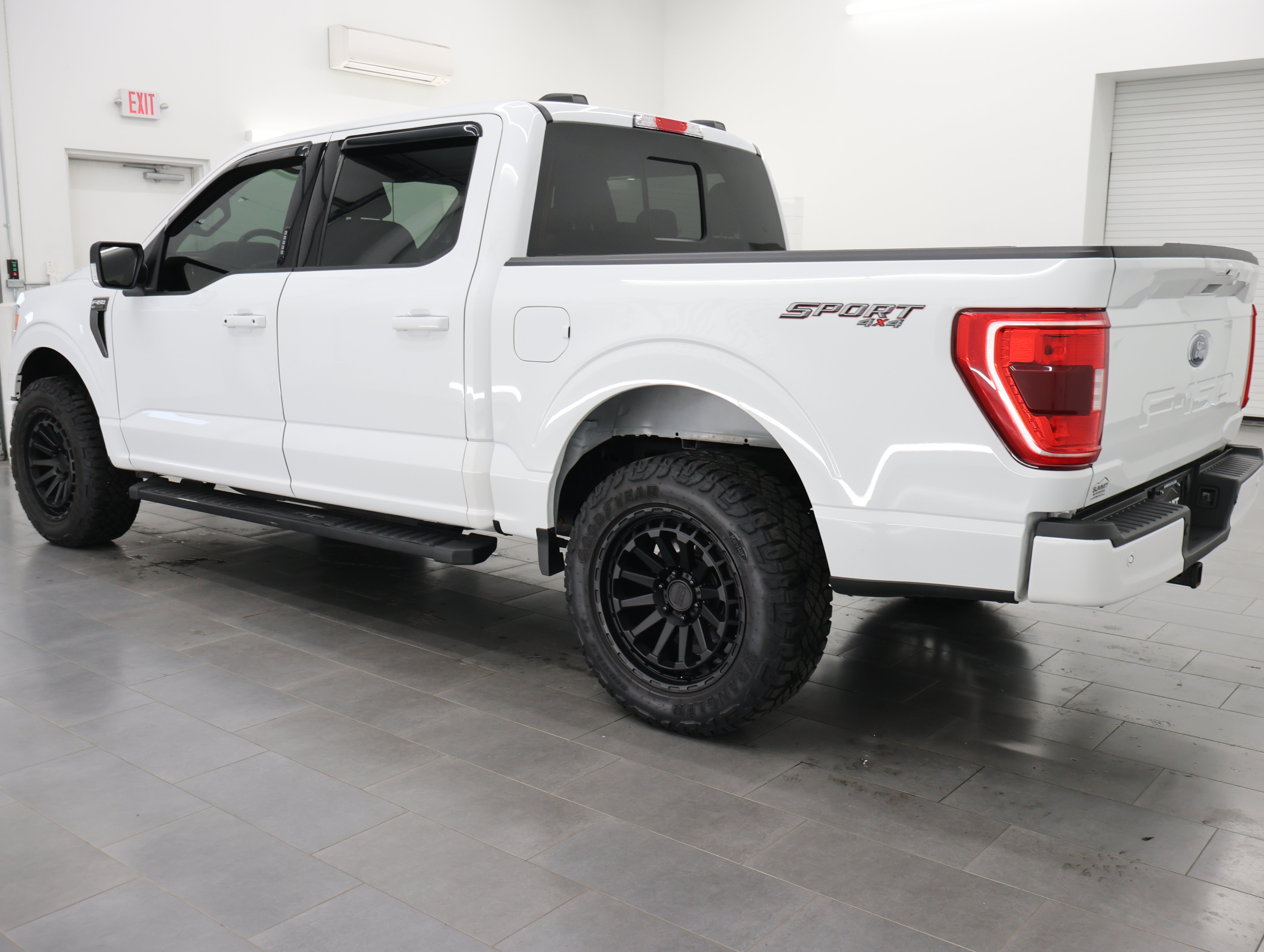 Used 2023 Ford F150 XLT w/ Equipment Group 302A High AWD/4WD image 6