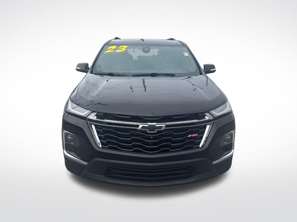 Used 2023 Chevrolet Traverse RS w/ LPO, Floor Liner Package AWD/4WD image 11