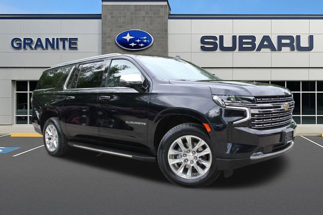 Used 2023 Chevrolet Suburban Premier AWD/4WD image 3