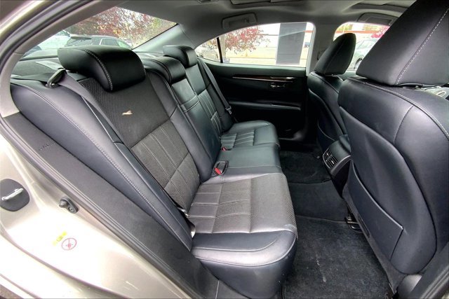 Used 2017 Lexus ES 350 w/ Luxury Package FWD image 27