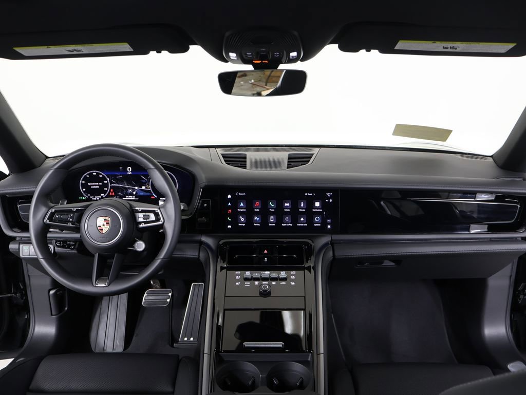 Certified 2025 Porsche Panamera 4 AWD/4WD image 9