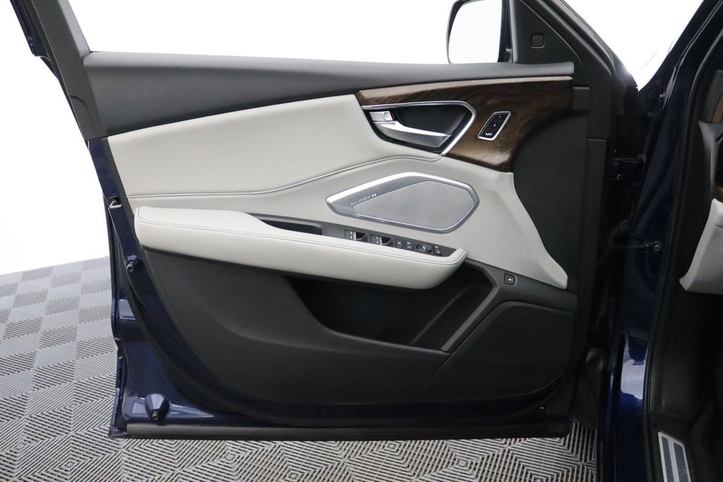 Used 2022 Acura RDX AWD w/ Advance Package image 11