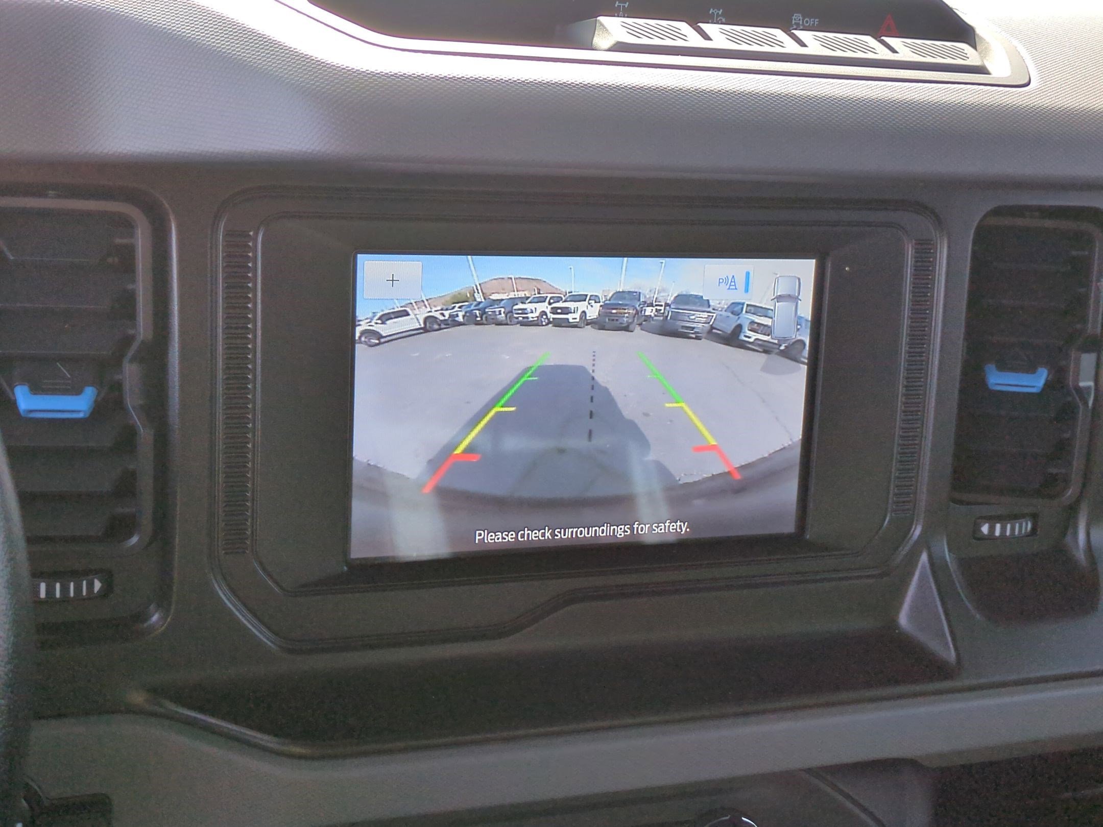 Used 2022 Ford Bronco Black Diamond image 23