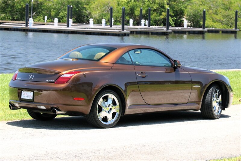 Used 2006 Lexus SC 430 Convertible RWD image 3