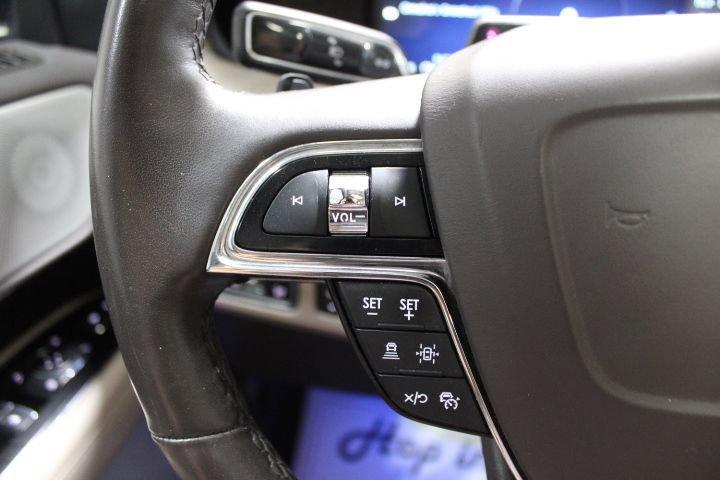 Used 2022 Lincoln Navigator L Reserve AWD/4WD image 42