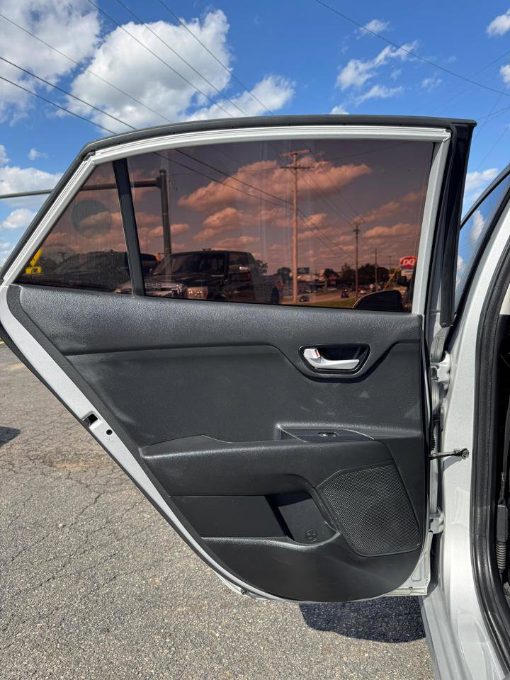 Used 2019 Kia Rio S FWD image 16