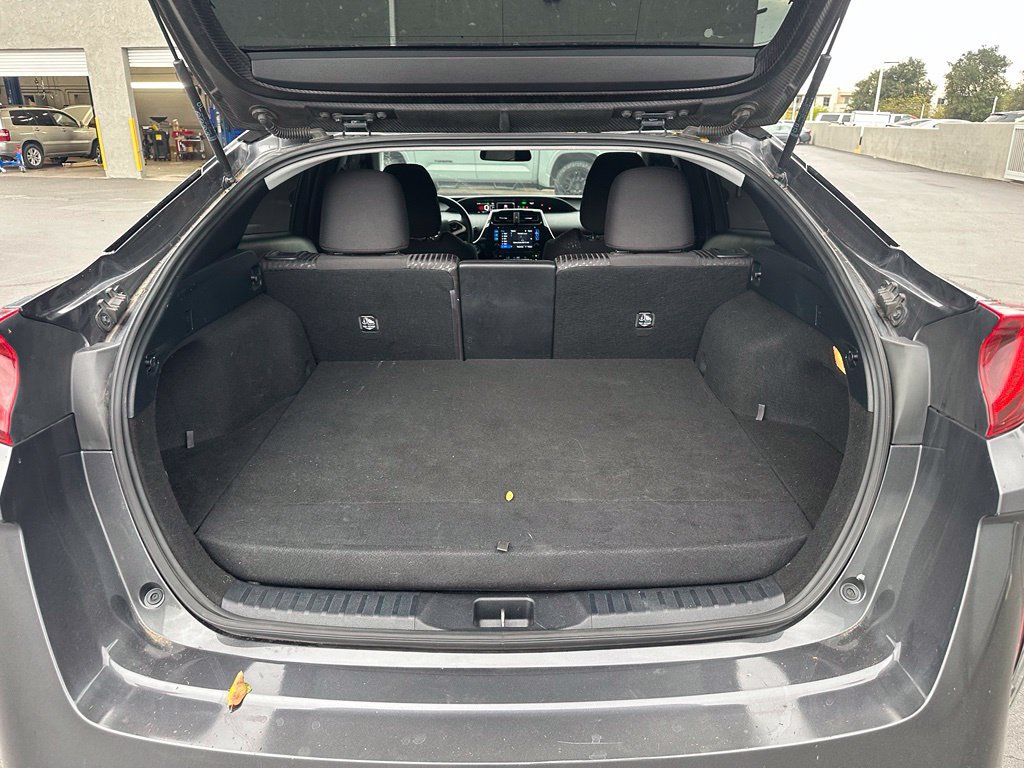 Certified 2018 Toyota Prius Prime Plus w/ Carpet Mat Package FWD image 4