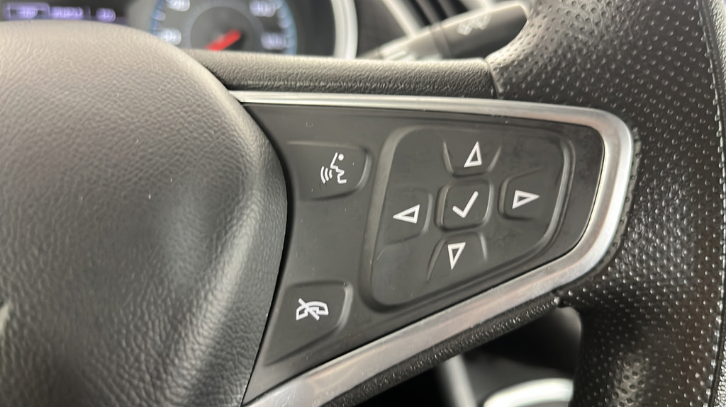 Used 2022 Chevrolet Malibu LT FWD image 26