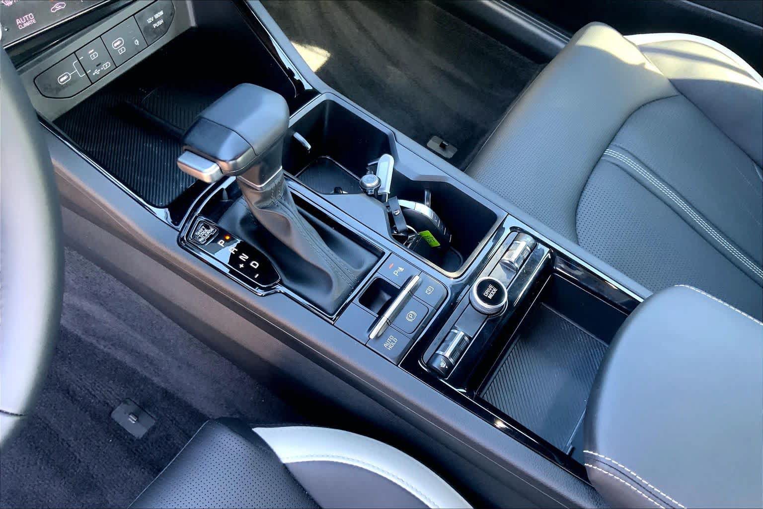 Certified 2025 Kia K5 GT-Line w/ GT-Line Premium Package FWD image 16