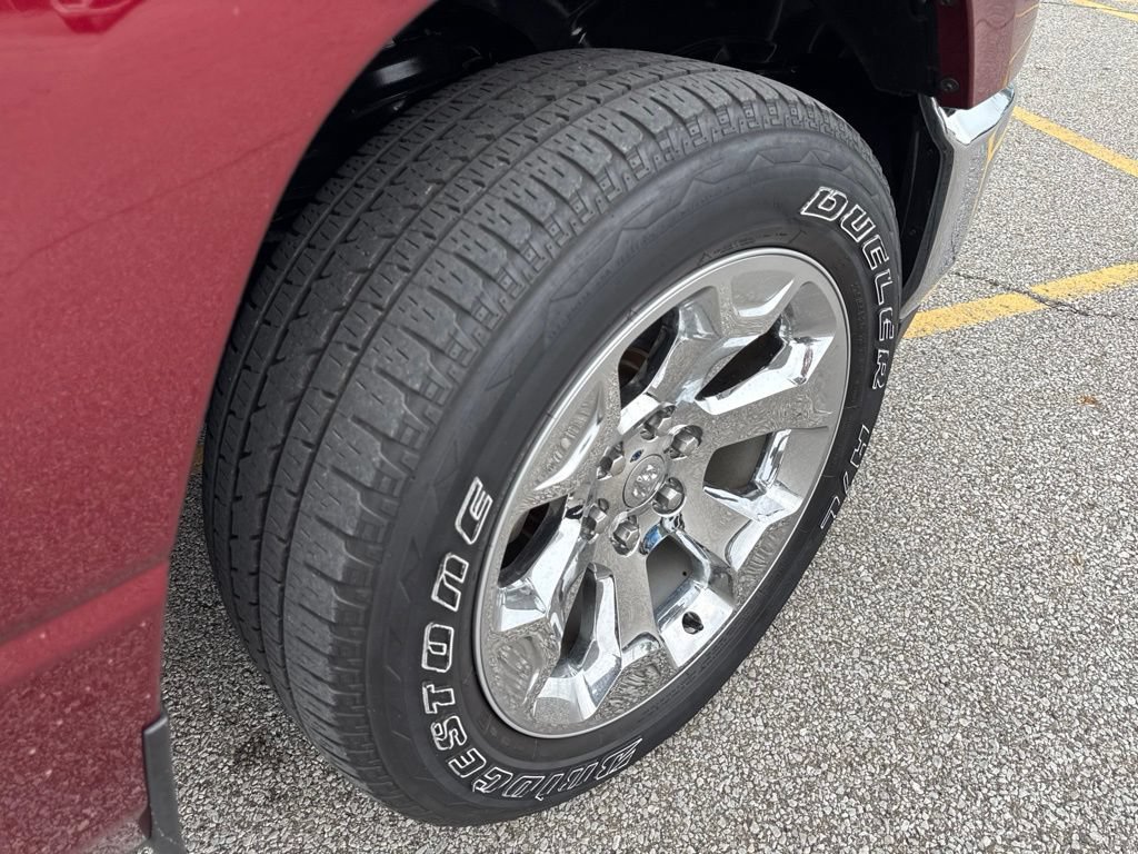 Used 2023 RAM 1500 Big Horn AWD/4WD image 38