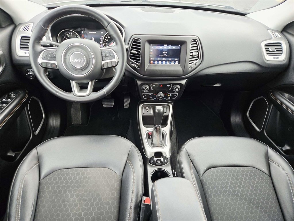 Used 2018 Jeep Compass Latitude w/ Popular Equipment Group image 9