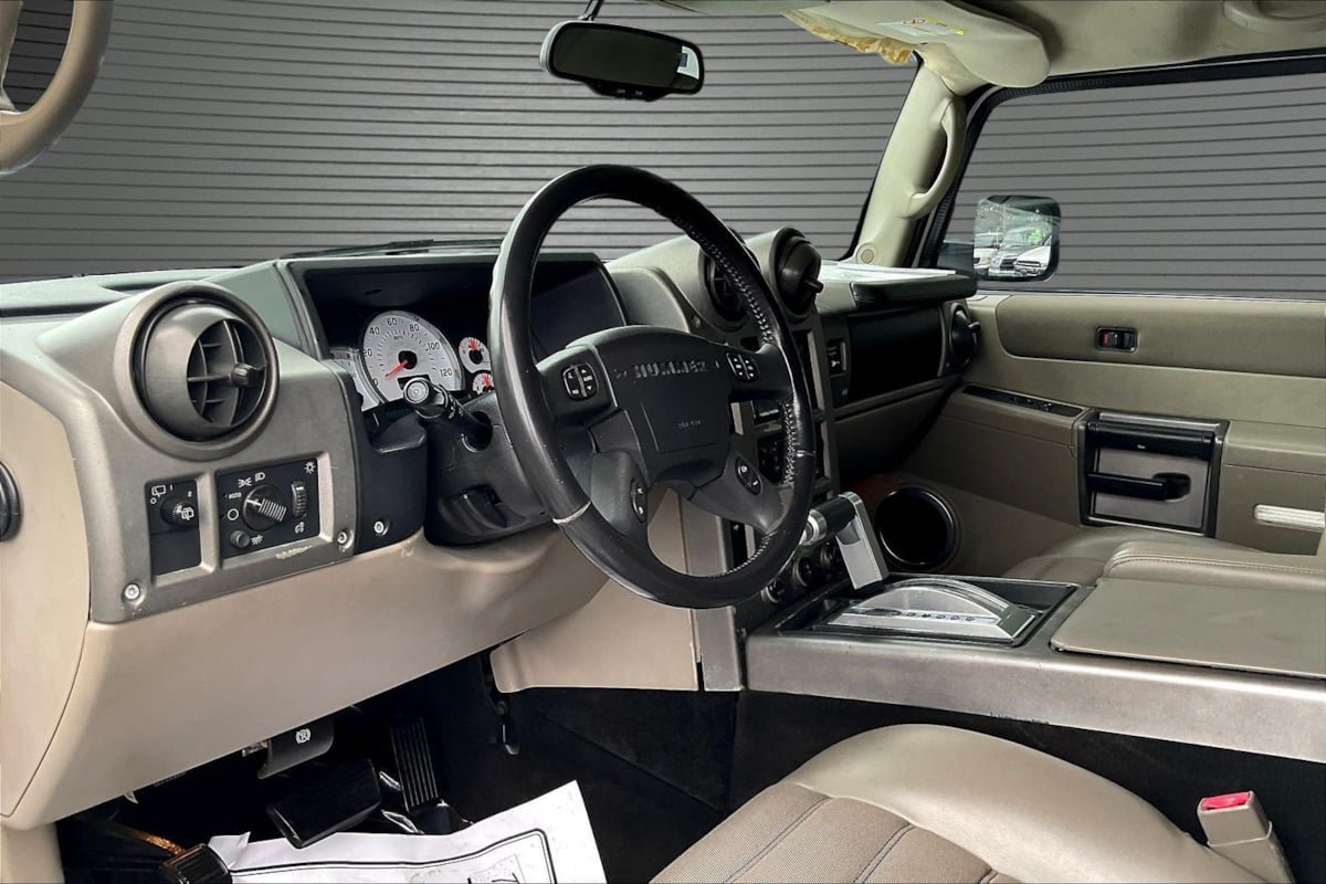 Used 2003 HUMMER H2 AWD/4WD image 16