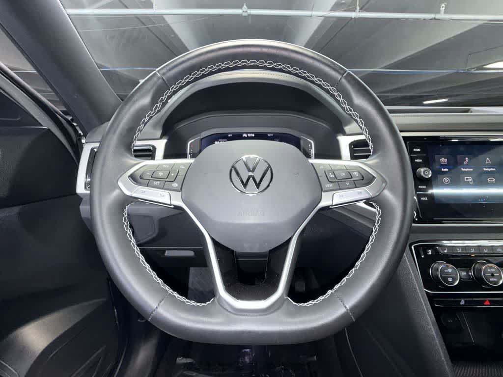 Certified 2023 Volkswagen Atlas Cross Sport SE w/ Panoramic Sunroof Package FWD image 15
