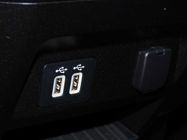 Certified 2019 Ford F150 XLT image 28