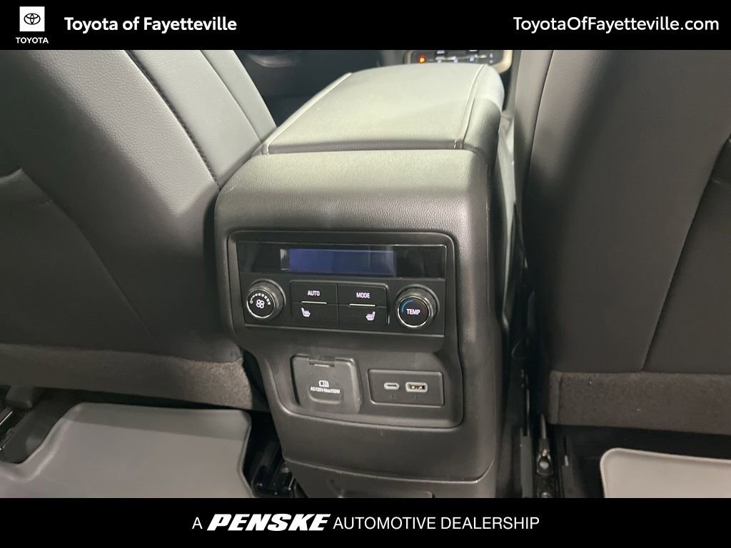 Used 2023 GMC Acadia Denali w/ Denali Ultimate Package FWD image 14