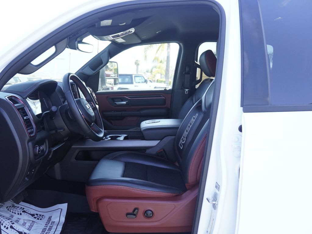 Certified 2025 RAM 1500 Rebel w/ Trailer Tow Group AWD/4WD image 23
