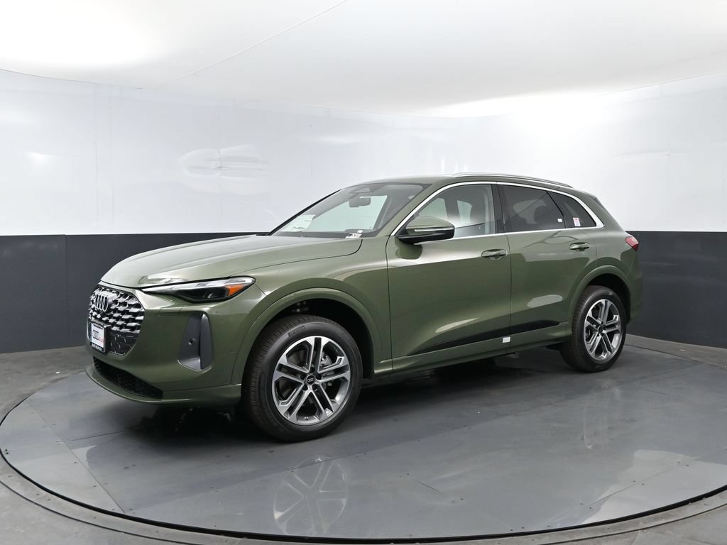 New 2026 Audi Q5 Premium AWD/4WD image 1