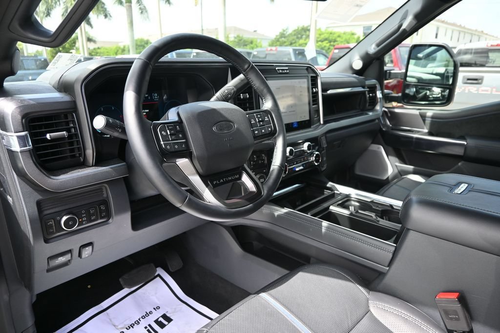 Used 2026 Ford F350 Platinum AWD/4WD image 16