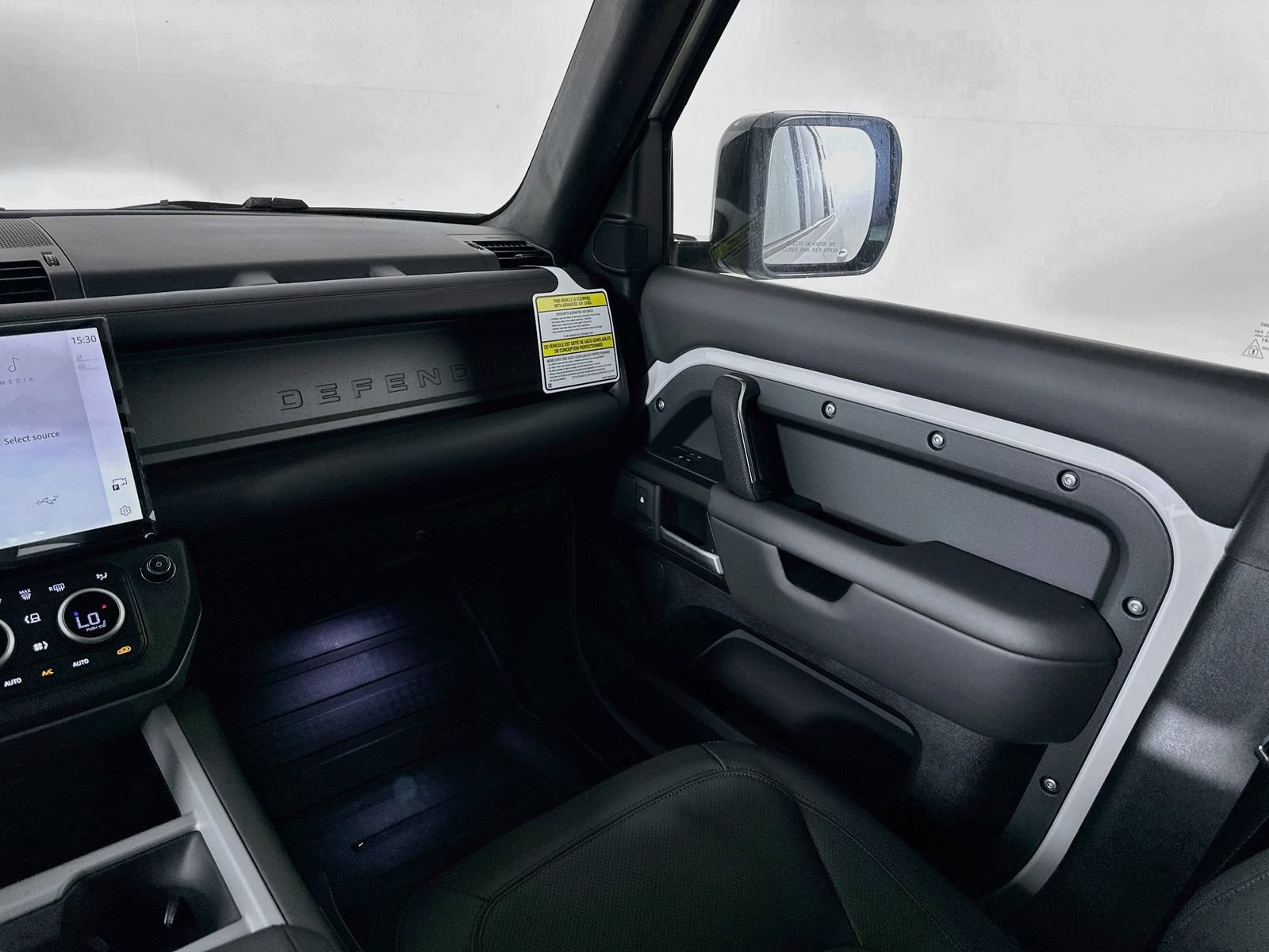 New 2026 Land Rover Defender 110 X AWD/4WD image 24