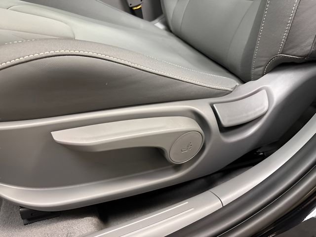 New 2026 Hyundai Elantra Sport w/ Cargo Package image 32