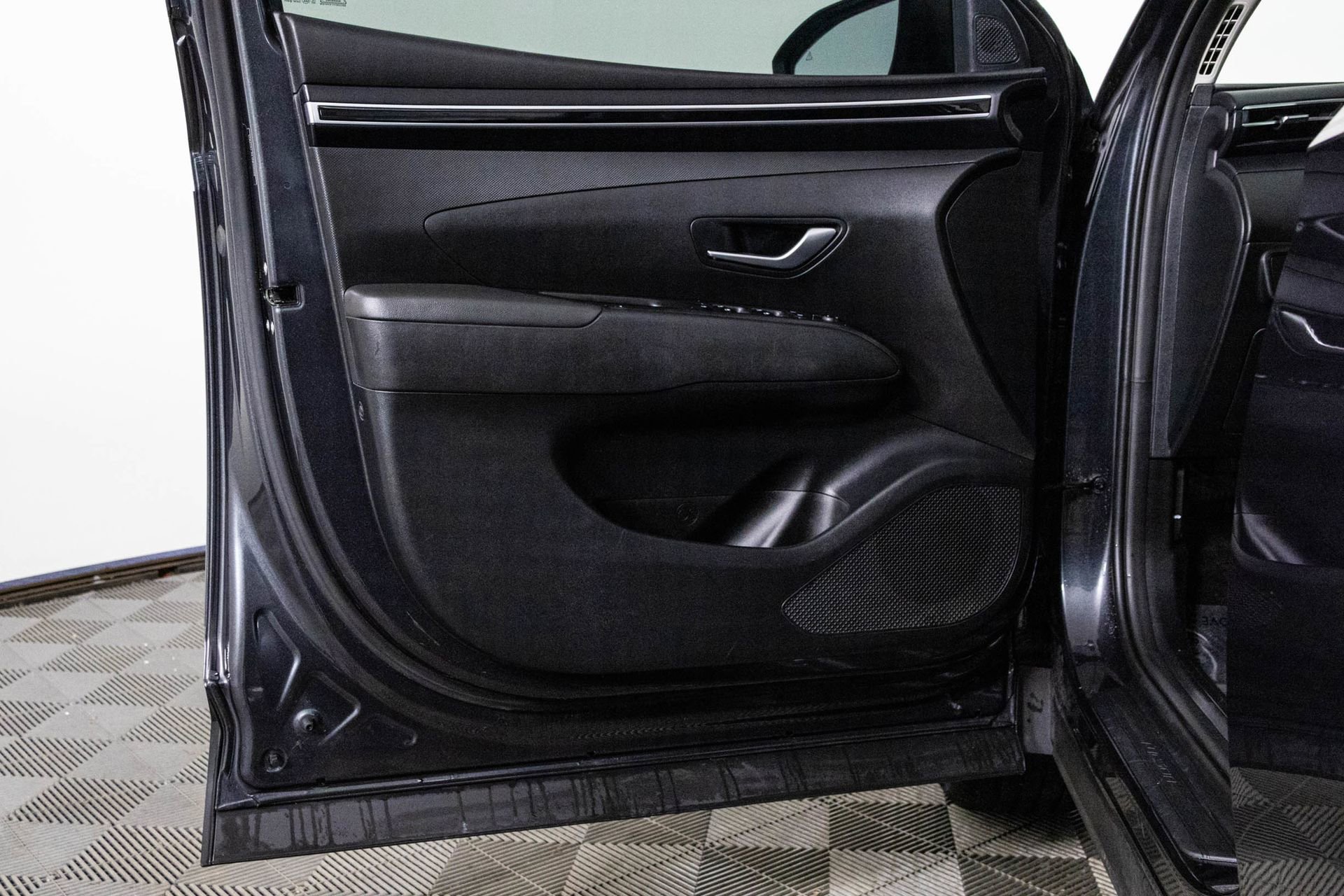 Used 2022 Hyundai Tucson SE image 32