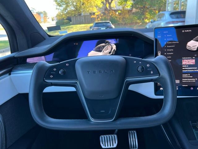 Used 2023 Tesla Model X Plaid image 25