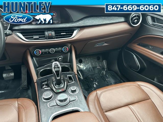 Used 2020 Alfa Romeo Stelvio Sprint w/ Nero Edizione image 20