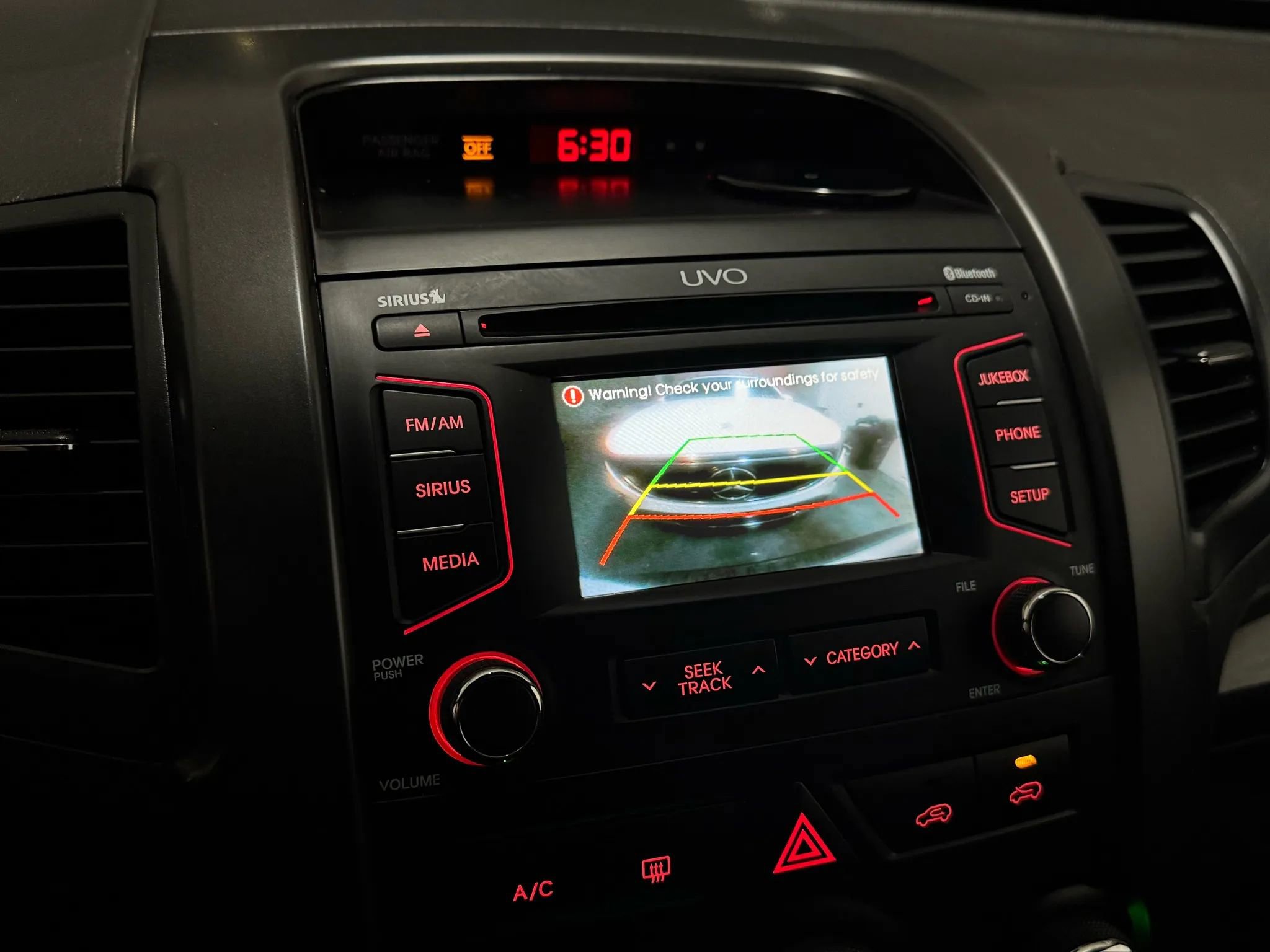 Used 2013 Kia Sorento LX w/ Convenience Pkg image 24