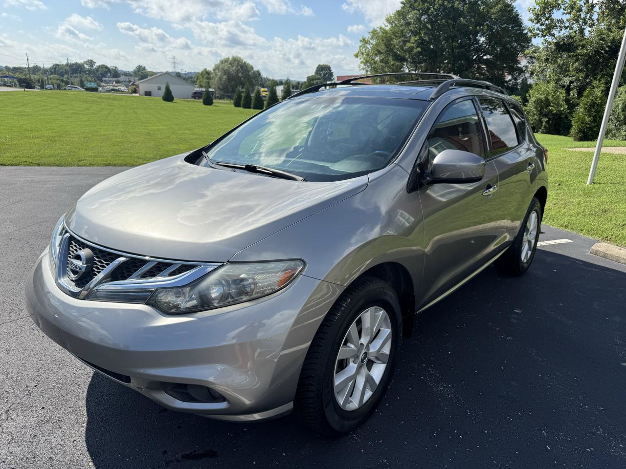 Used 2011 Nissan Murano SV AWD/4WD image 2