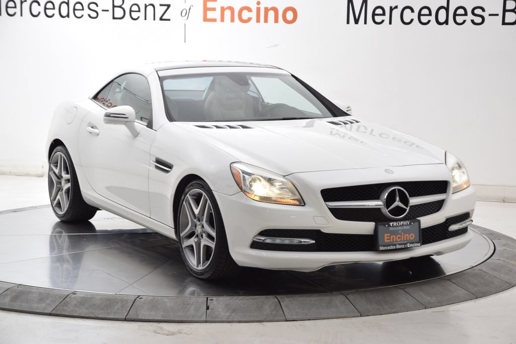 Used 2016 Mercedes-Benz SLK 300 image 8