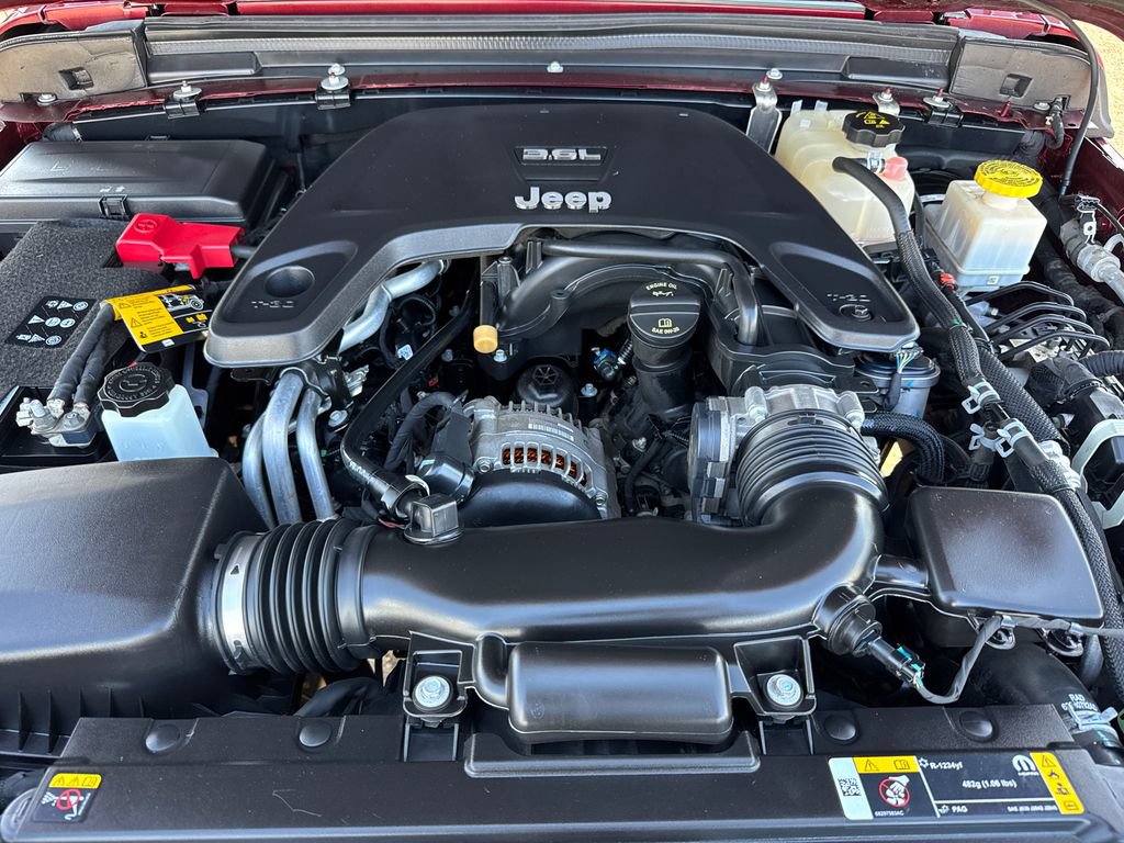 Used 2021 Jeep Gladiator Rubicon w/ Safety Group AWD/4WD image 11