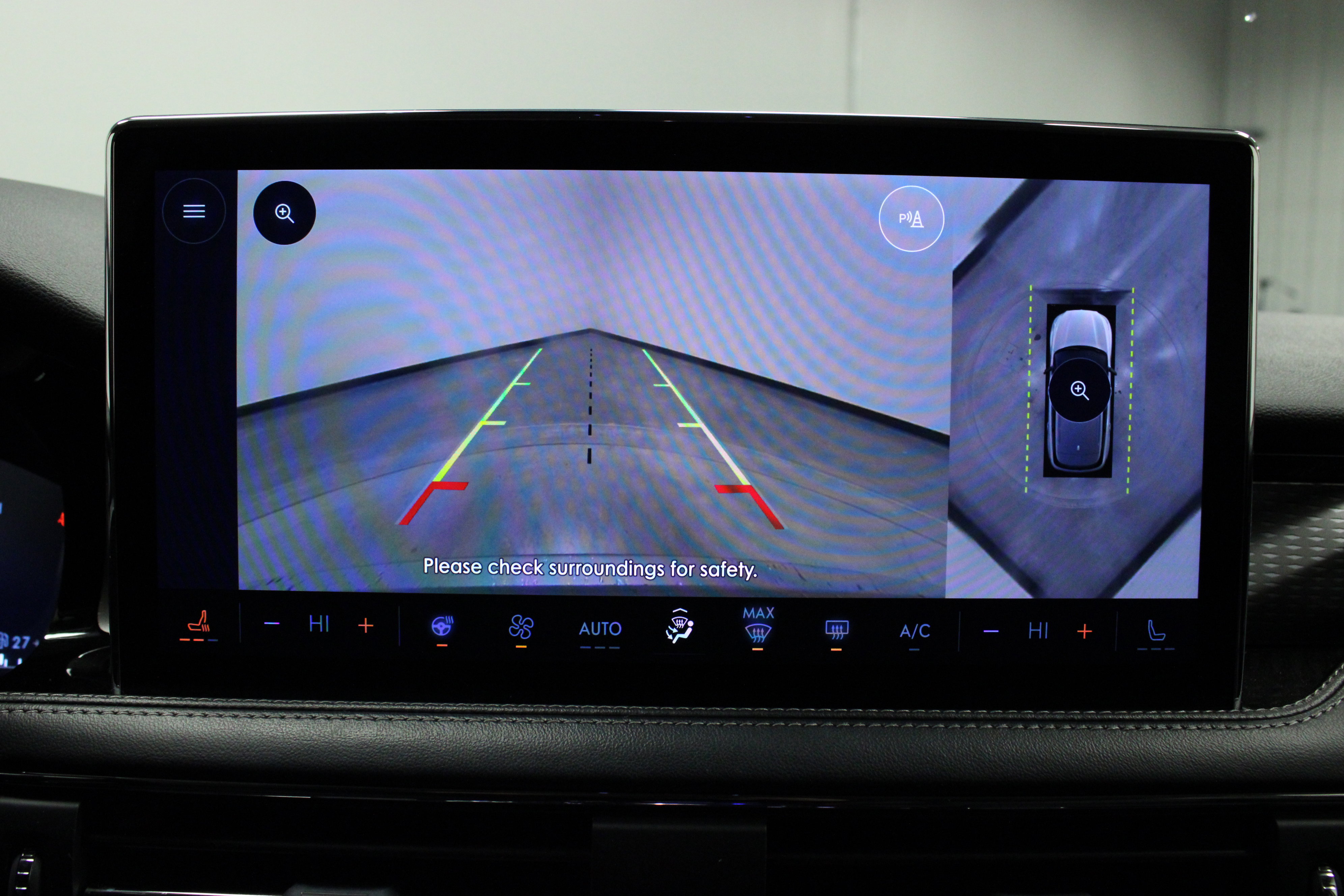 Used 2023 Lincoln Corsair Grand Touring image 30