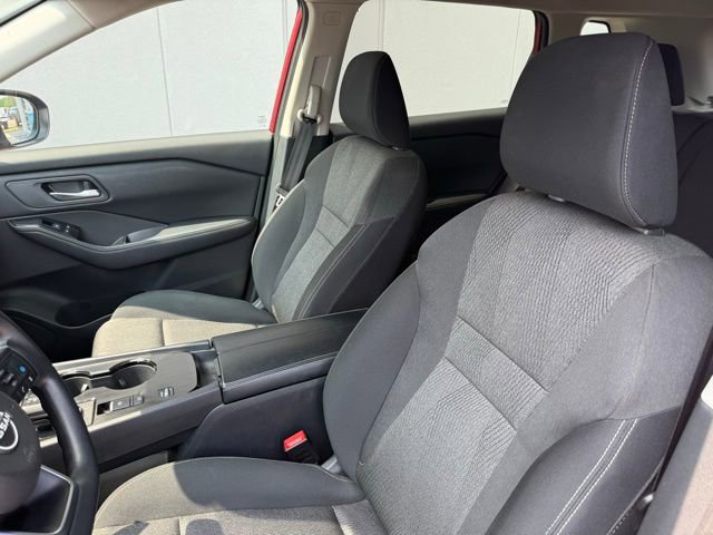 Certified 2024 Nissan Rogue SV FWD image 19