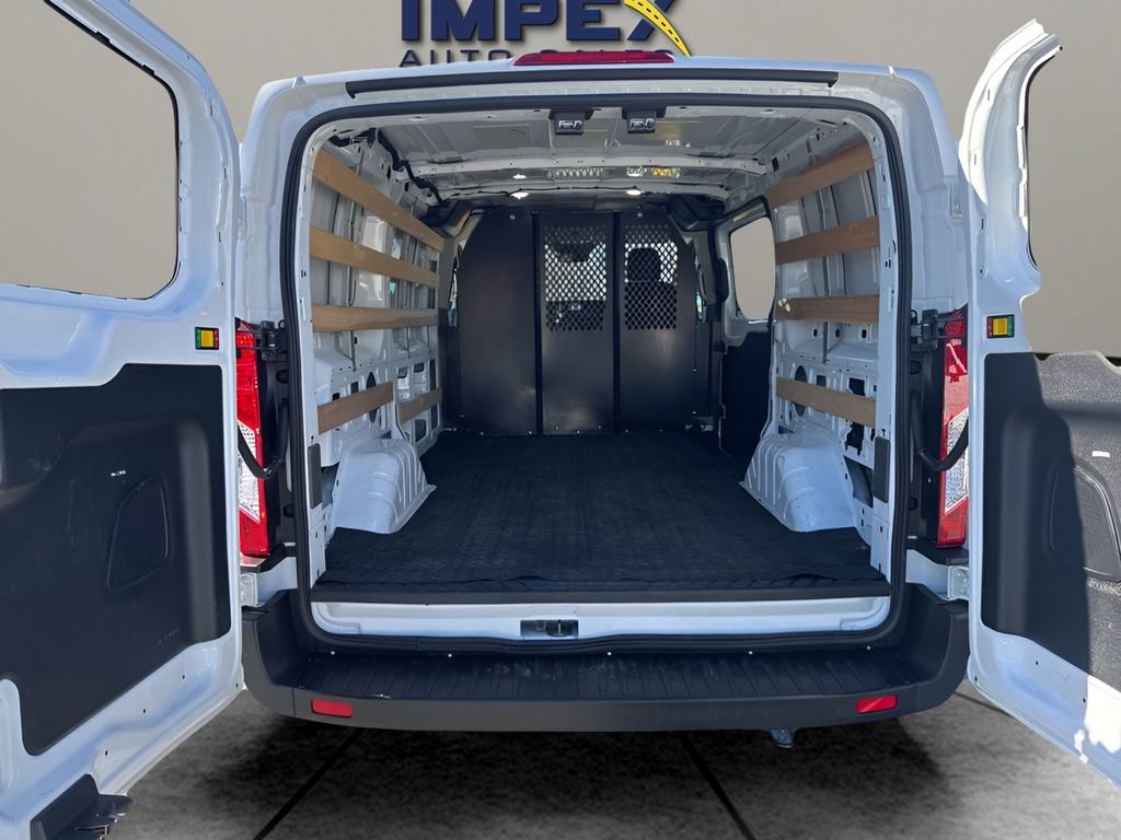 Used 2024 Ford Transit 250 Low Roof w/ Exterior Upgrade Package RWD image 22