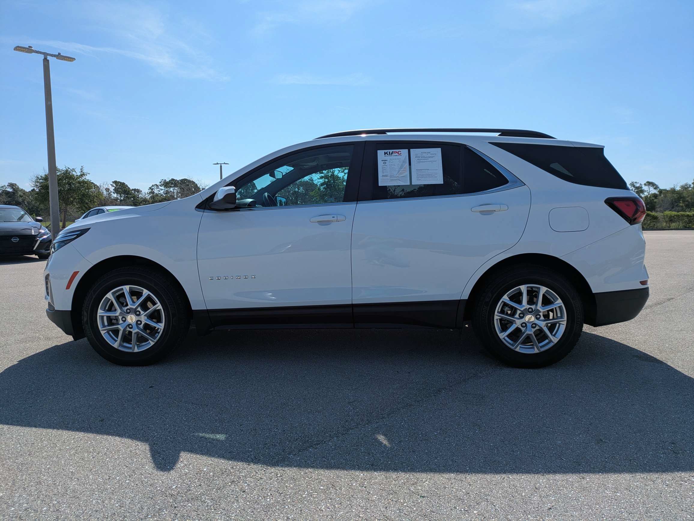 Used 2022 Chevrolet Equinox LT AWD/4WD image 8