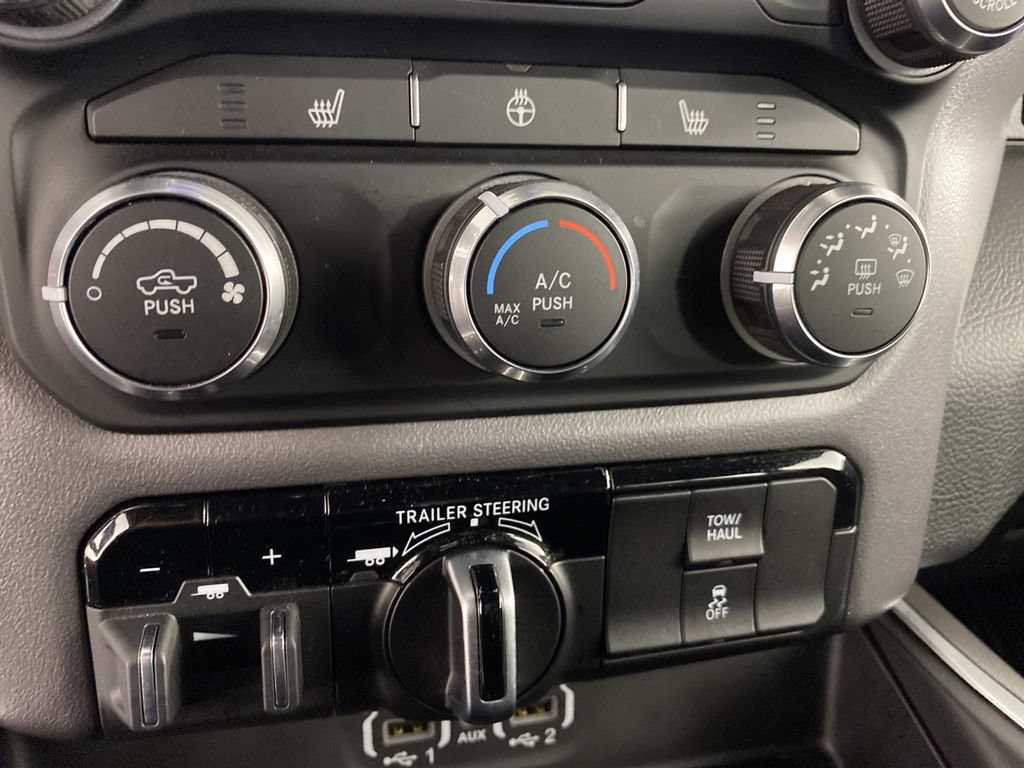 Used 2023 RAM 1500 4x4 Crew Cab image 20