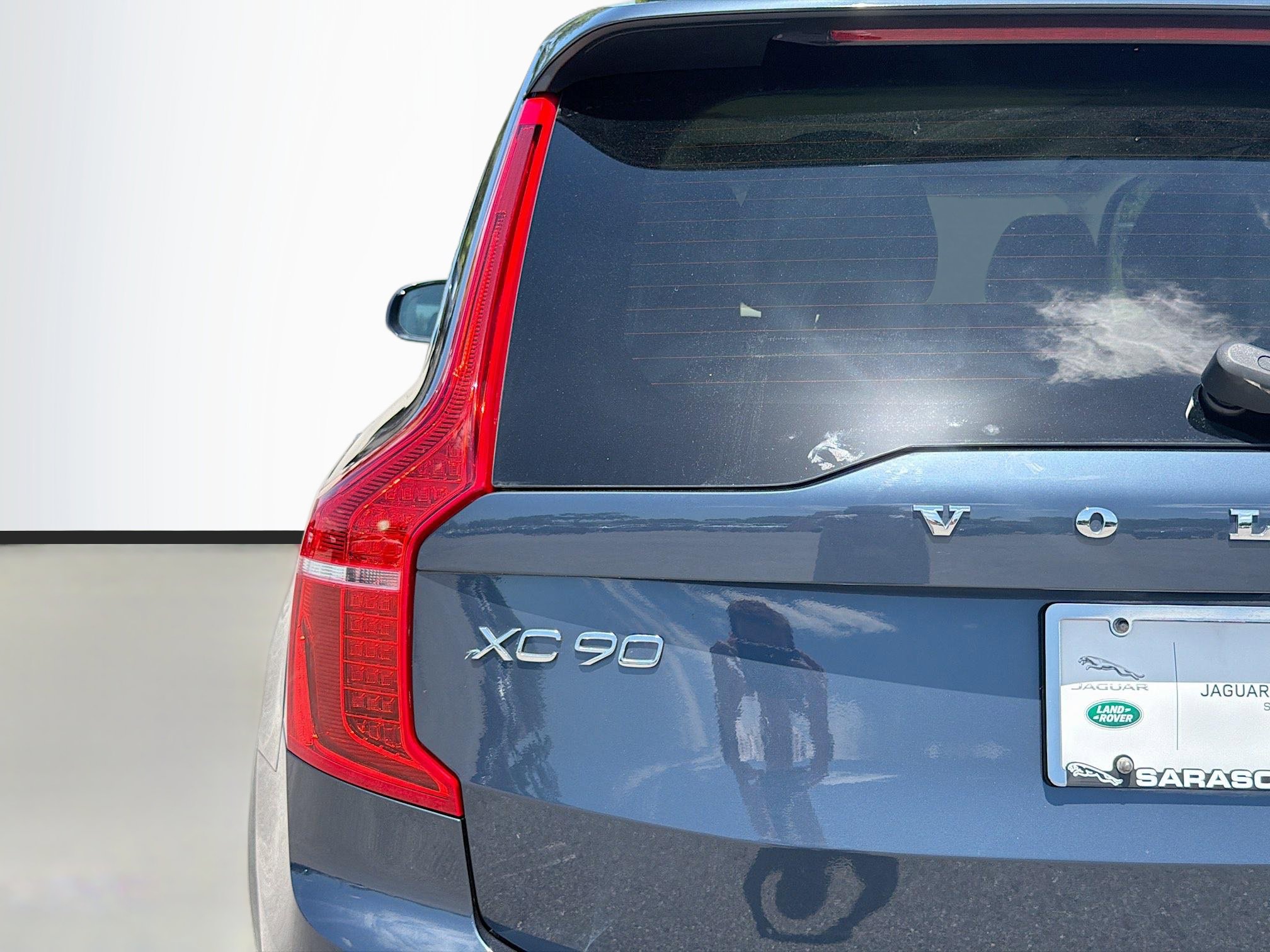 Used 2023 Volvo XC90 B6 Plus AWD/4WD image 10