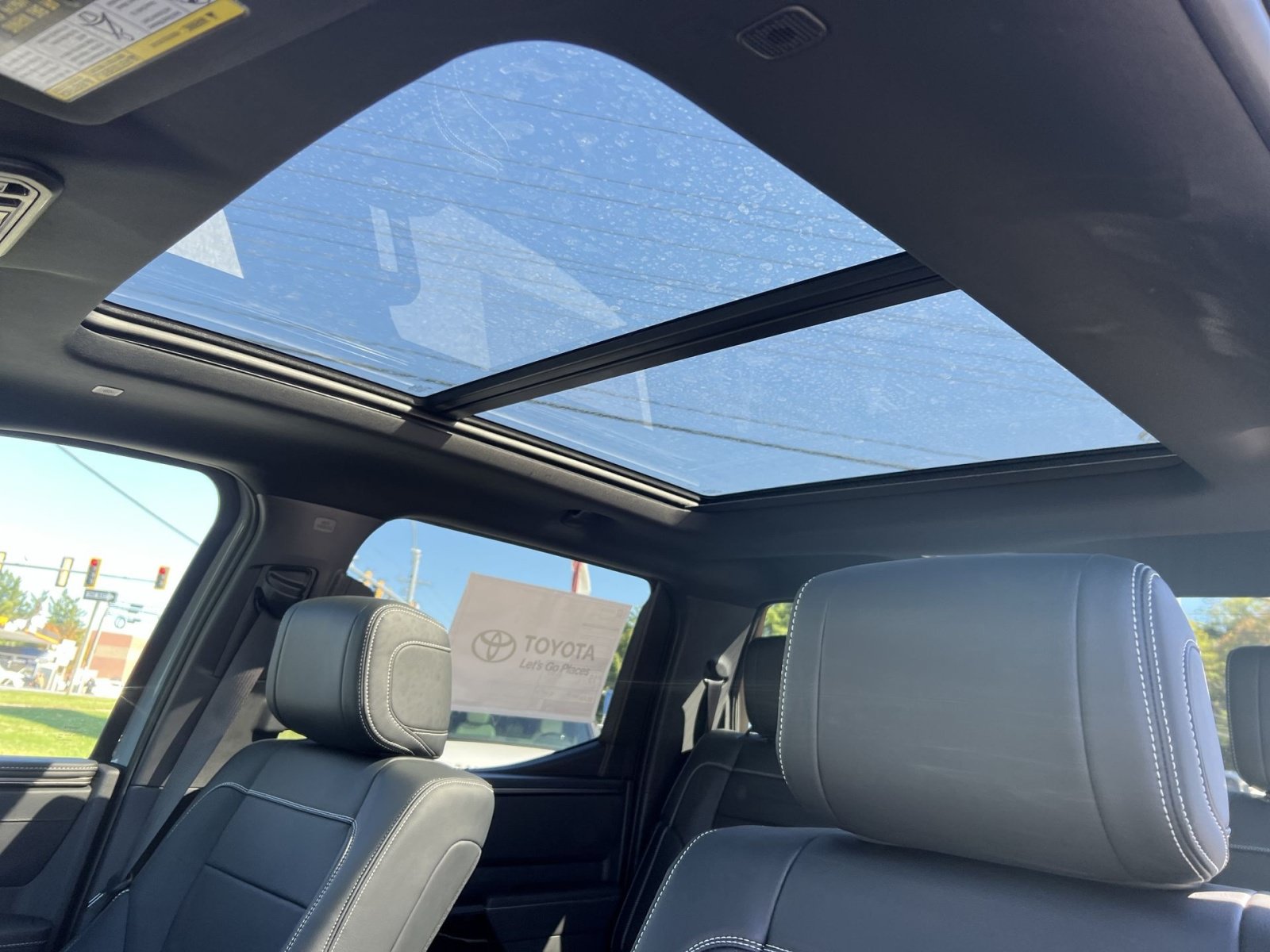 New 2026 Toyota Tundra Limited AWD/4WD image 24