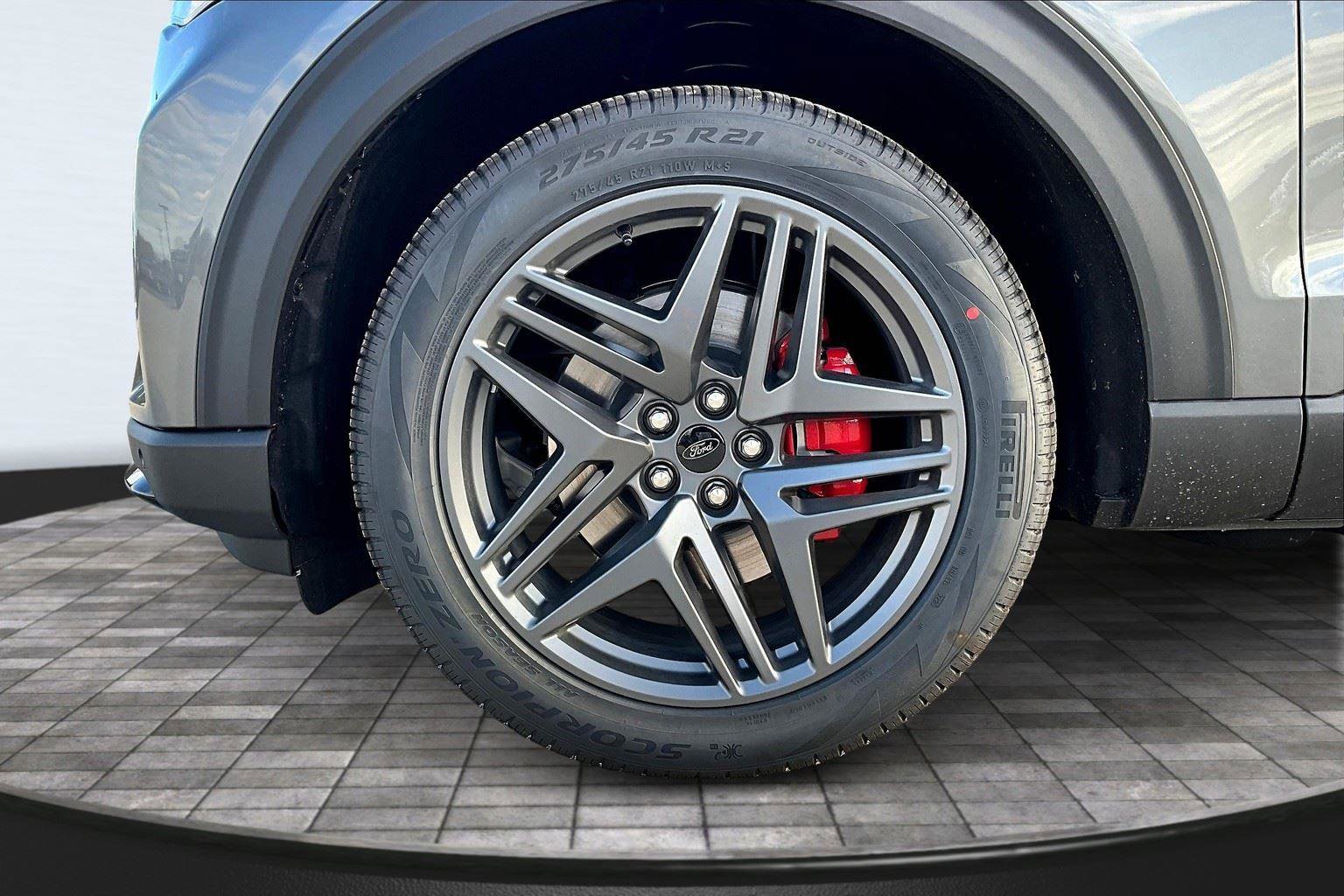 New 2026 Ford Explorer ST image 25