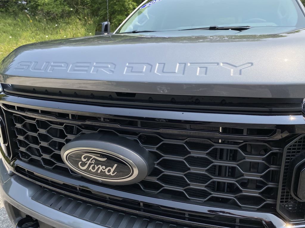 New 2025 Ford F250 Lariat w/ Lariat Ultimate Package image 52