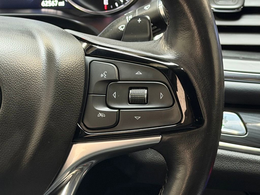 Used 2024 Buick Enclave Premium image 18