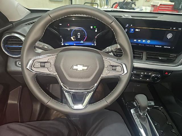 New 2026 Chevrolet Trax LT w/ Driver Confidence Package image 12