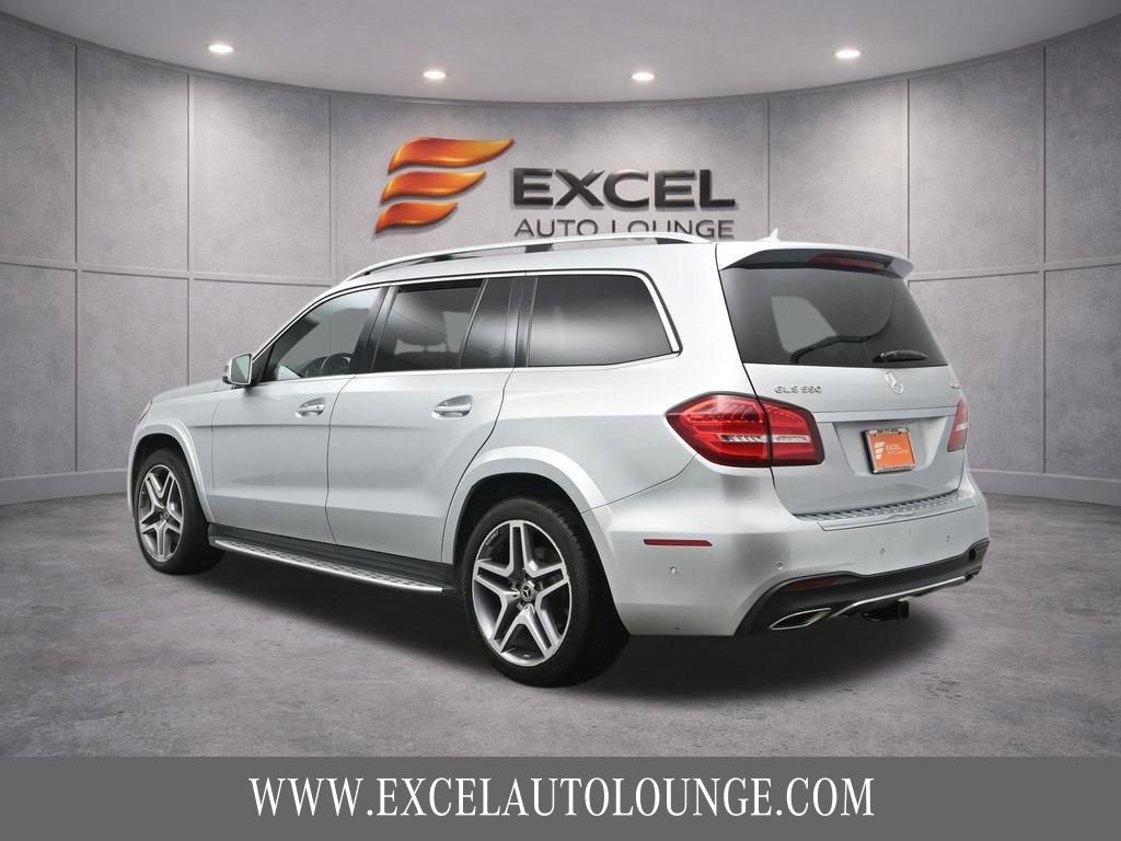 Used 2017 Mercedes-Benz GLS 550 4MATIC image 4