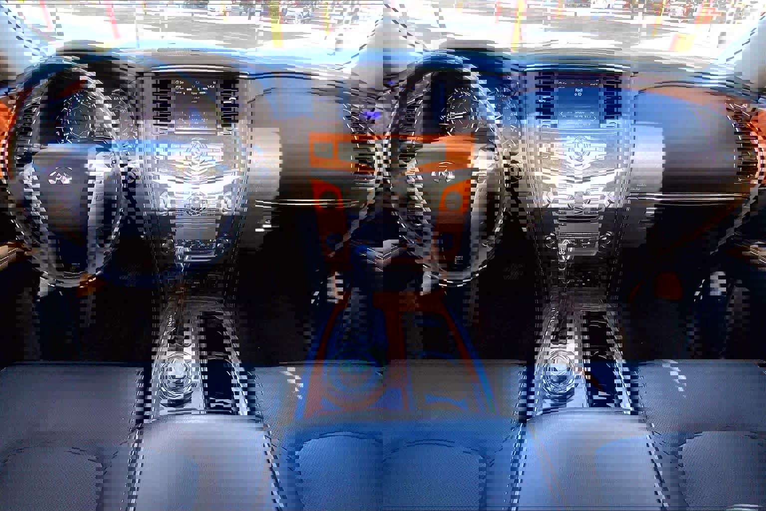 Used 2019 INFINITI QX80 Luxe image 16